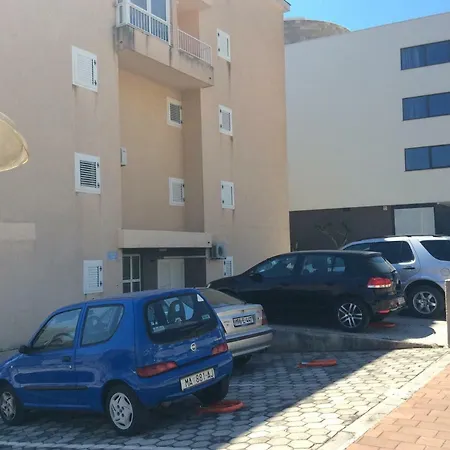 Karmela Apartman